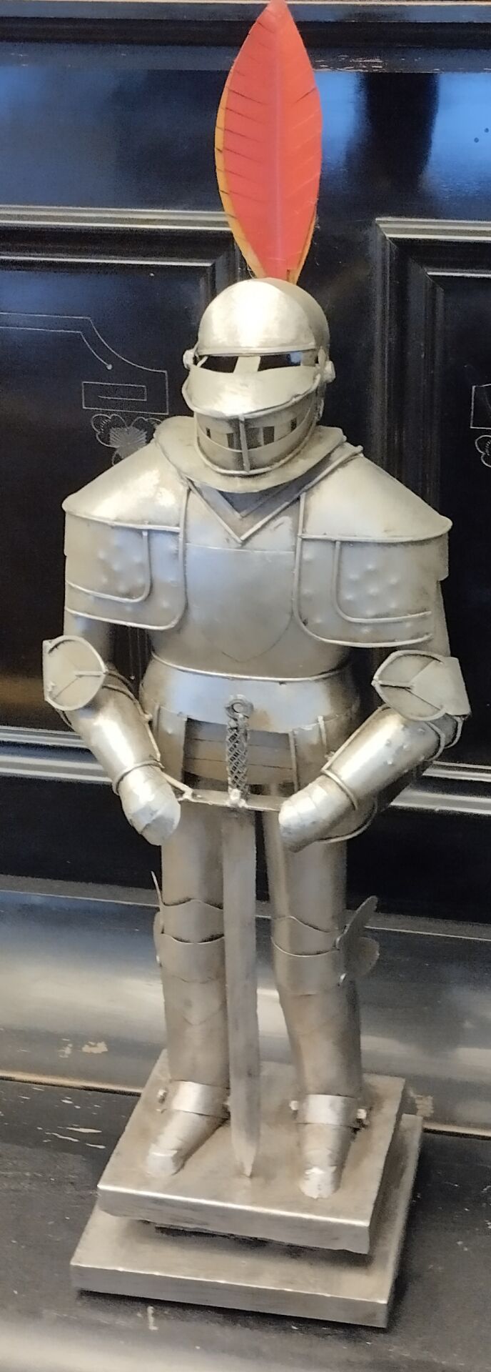 METAL EL YAPIMI ŞÖVALYE