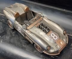 METAL EL YAPIMI FERRARİ